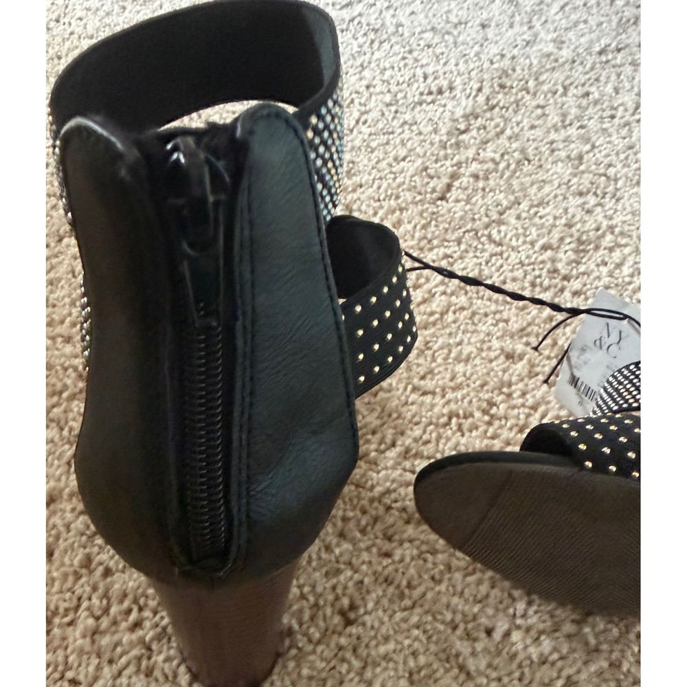 New York & Company Women Black Studded Strappy Block Heel Sandals 9116 Size 6 - Picture 8 of 9